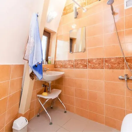 Cozy With Forest View & Bath - 10min Drive To Black Sea